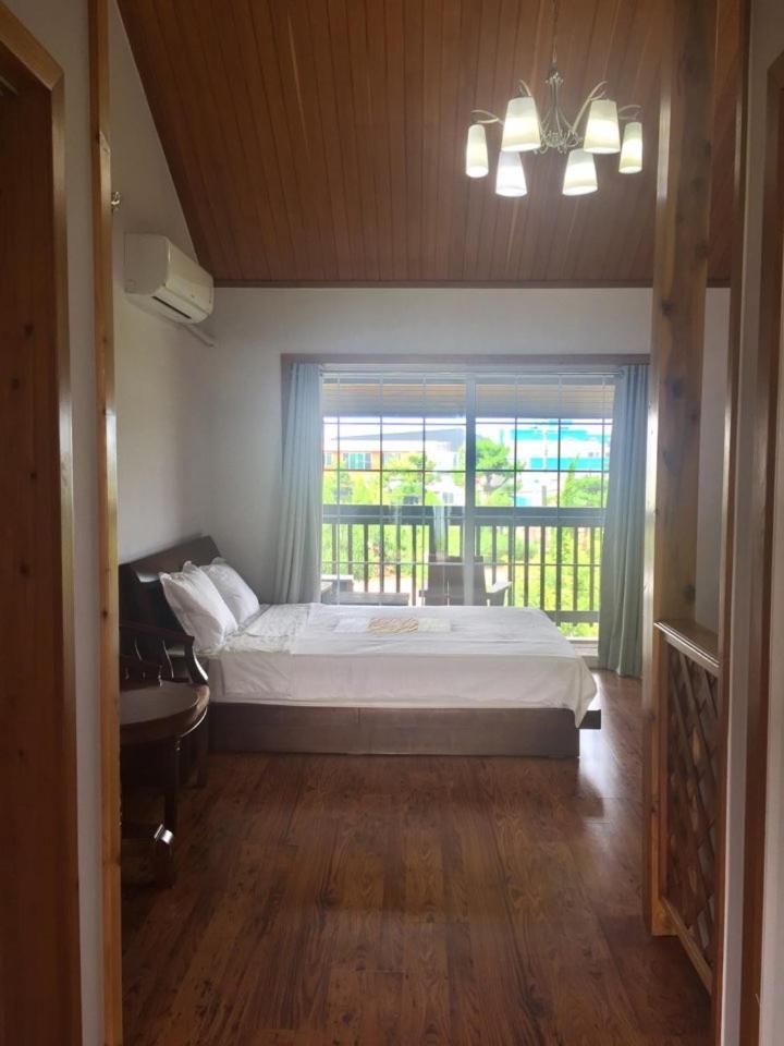 Namu Hyanggi Pension Jeju Esterno foto